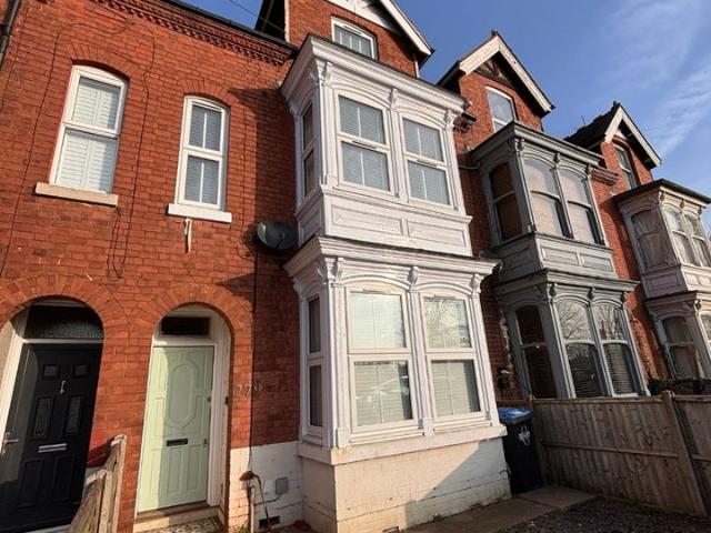 Flat for rent in Hillmorton Paddox, New Bilton