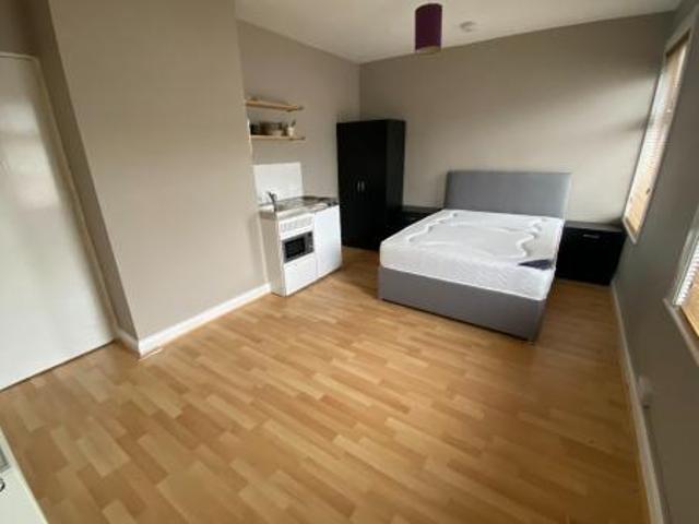 Room for rent in Rodbourne, Swindon