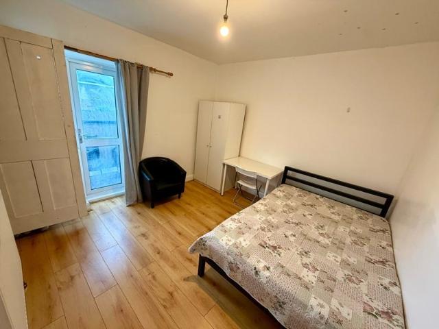 Room for rent in Bethnal Green, Greater London