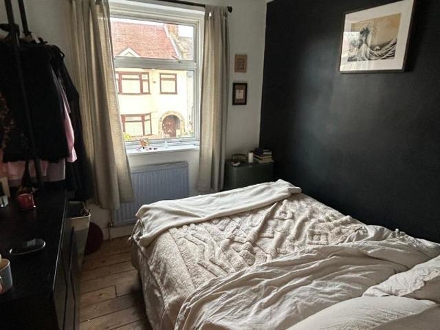 Room for rent in Maryland, Greater London