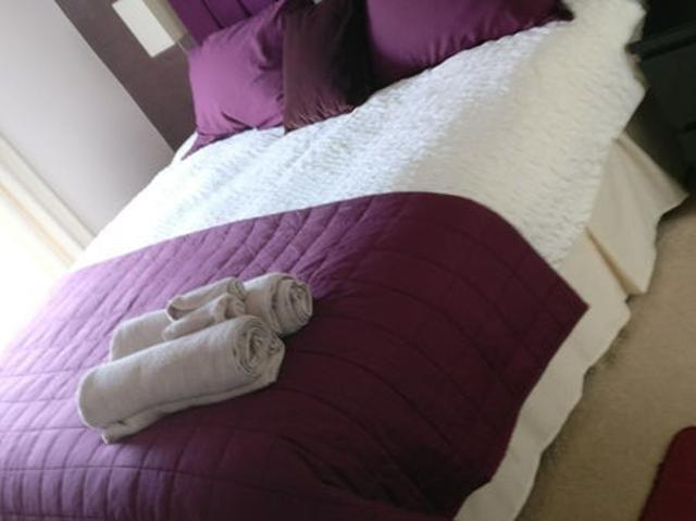 Room for rent in Morningside, Scotland