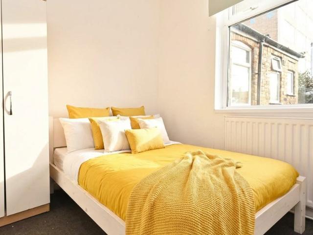 Room for rent in Stoke, Stoke-on-Trent