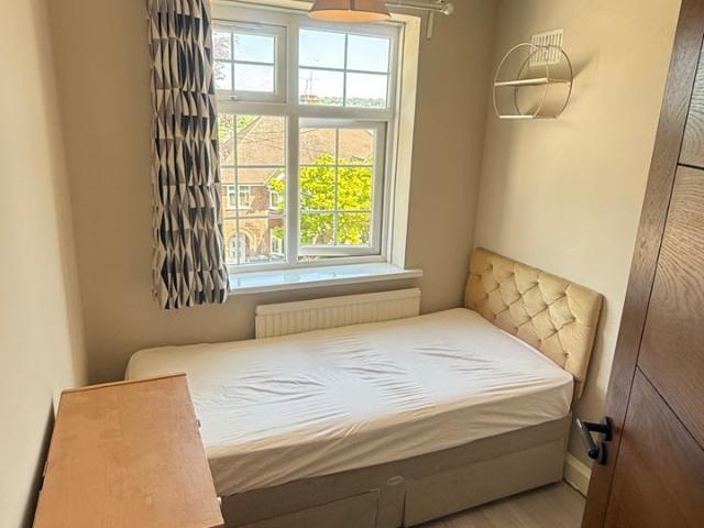 Room for rent in Castlefield, Cressex