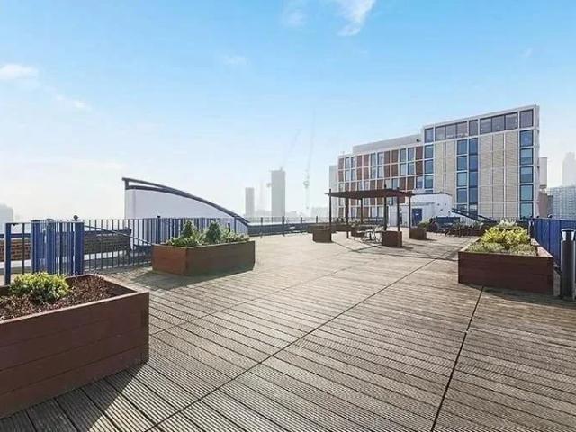 Room for rent in St. George in the East, Greater London
