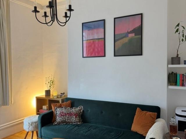 Room for rent in Shepherd's Bush, Greater London