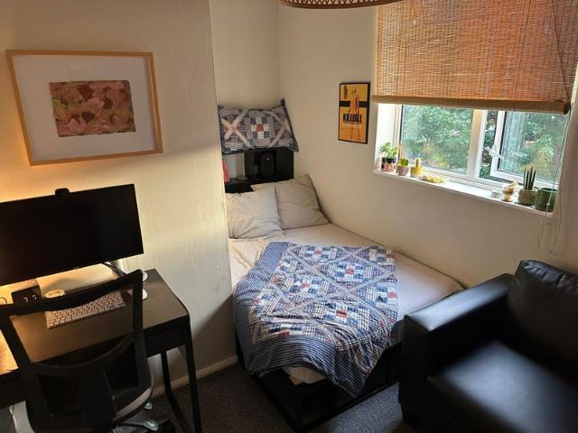 Room for rent in Locksley Estate, Limehouse