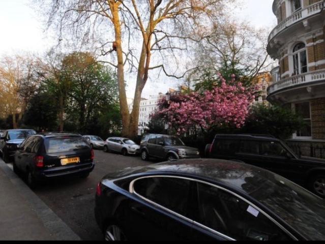 Room for rent in South Kensington, Greater London