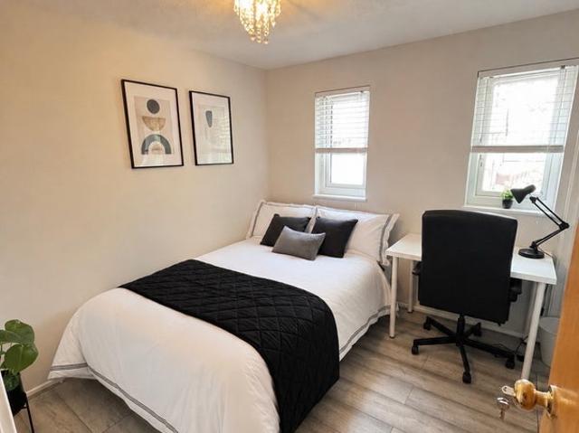 Room for rent in Beckton, Greater London