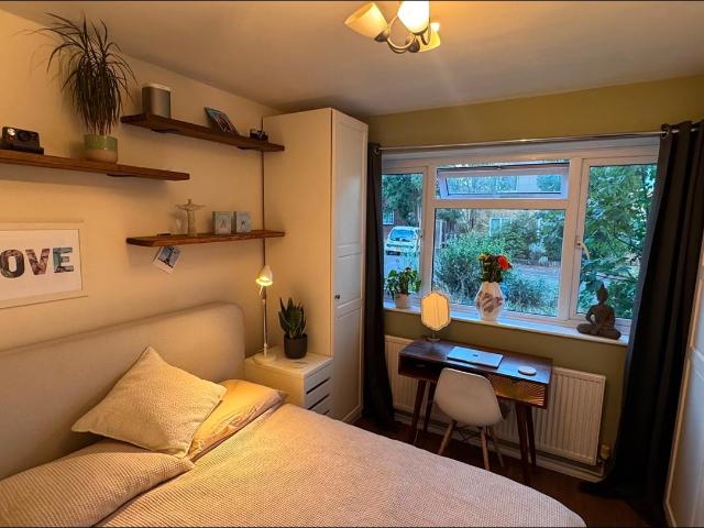 Room for rent in London Borough of Bromley, Greater London