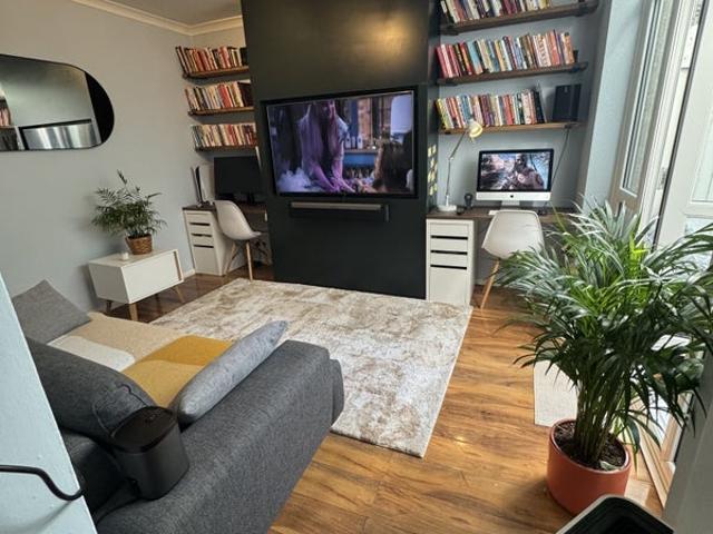 Room for rent in London Borough of Bromley, Greater London