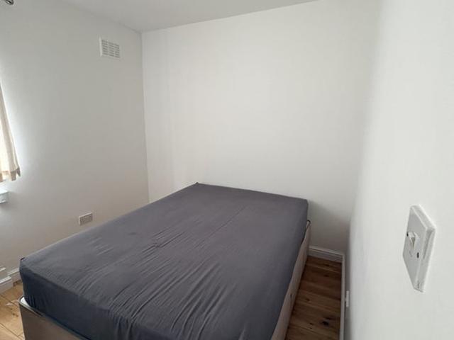 Room for rent in Barkingside, Isle Of Man