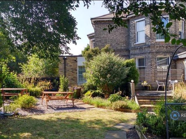 Room for rent in The Dales, Key Street
