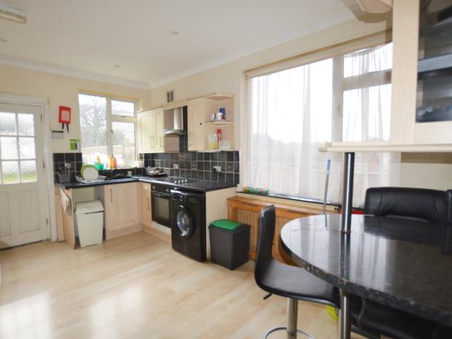 Room for rent in Upper Parkstone, Poole