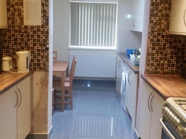 Room for rent in Colnbrook with Poyle, Slough