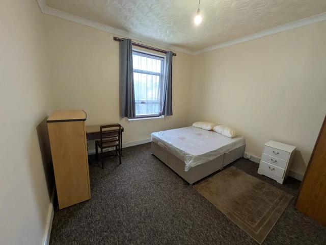Room for rent in Plaistow, Greater London