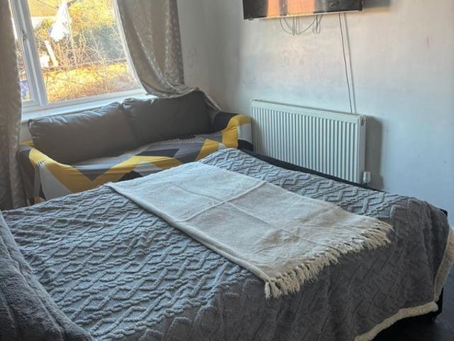 Room for rent in Knowle West, Bristol