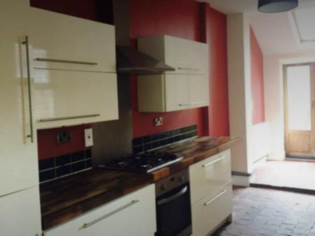 Room for rent in New Bilton