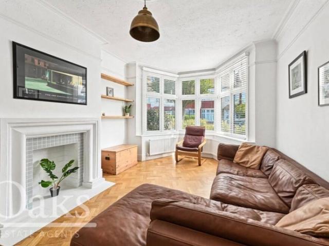 Room for rent in London Borough of Croydon, Greater London