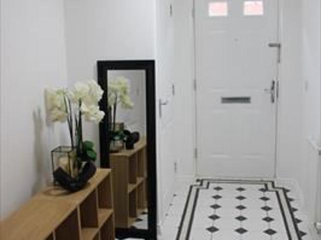 Room for rent in Humberstone, Old Wharf