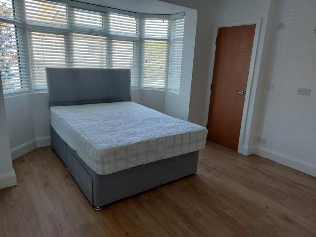 Room for rent in Edmonton, Greater London