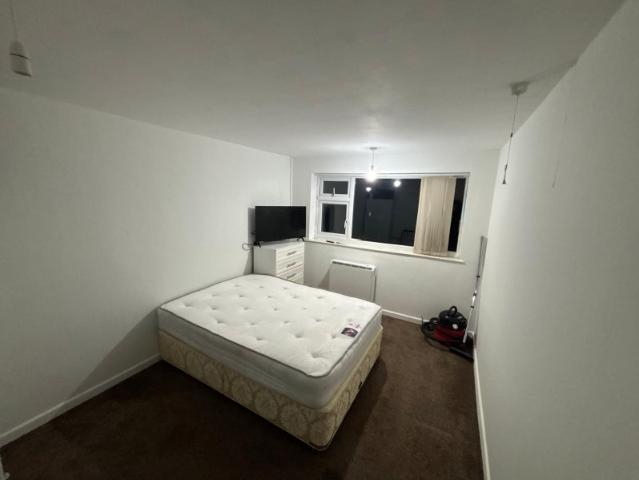 Room for rent in West Midlands