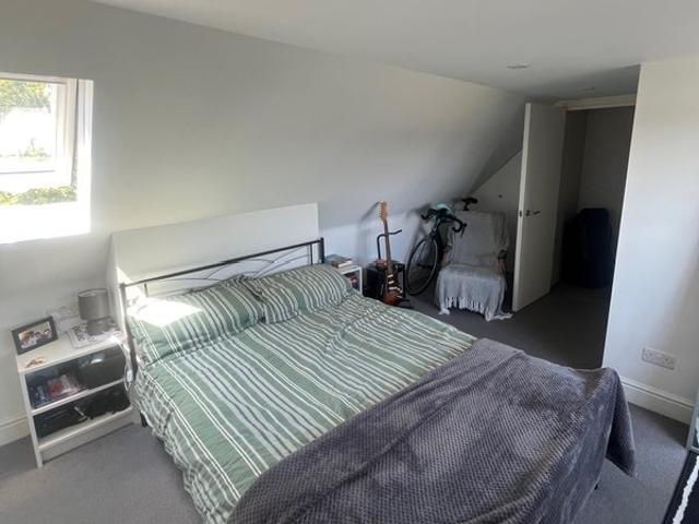 Room for rent in London Borough of Ealing, Greater London
