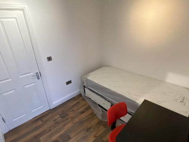Room for rent in Camberwell, Greater London