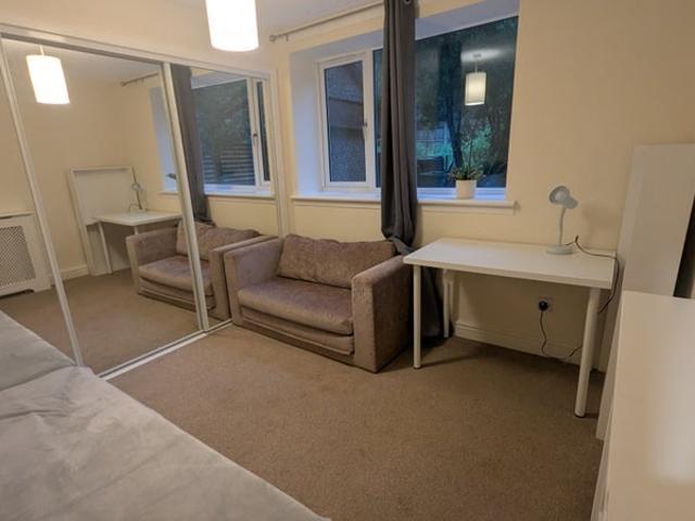 Room for rent in Rogerfield, Glasgow