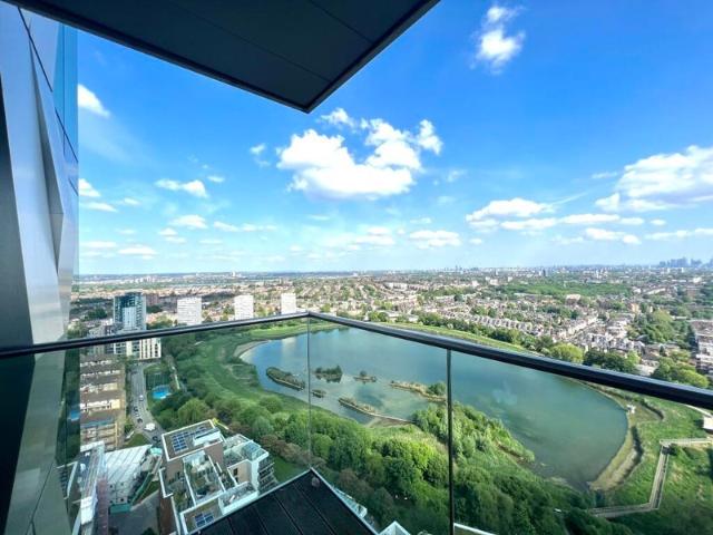 Room for rent in Woodberry Down, Stamford Hill