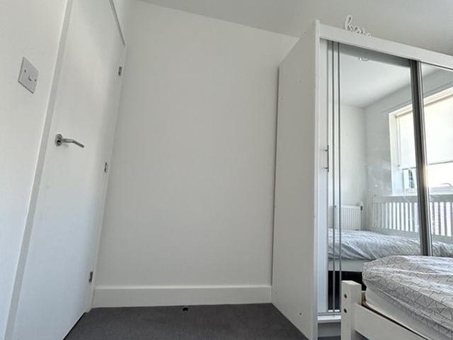 Room for rent in Walworth, Greater London