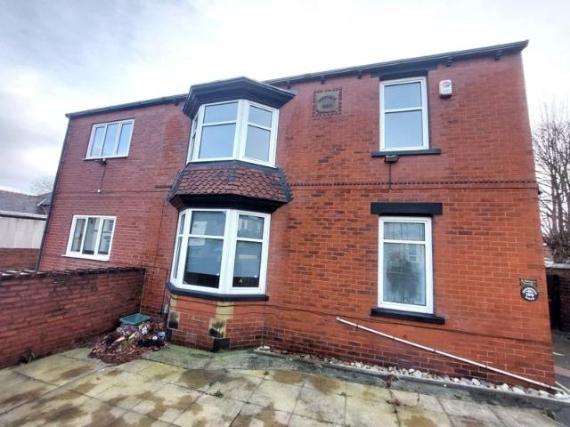 Room for rent in Shaw Lands, Pogmoor