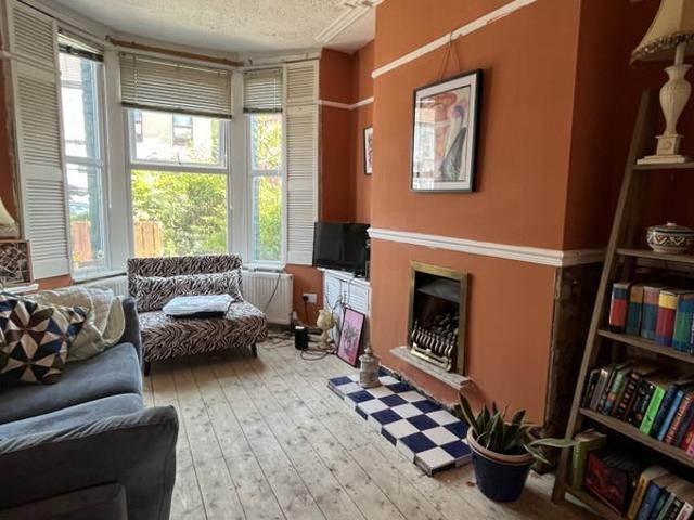 Room for rent in Calderstones