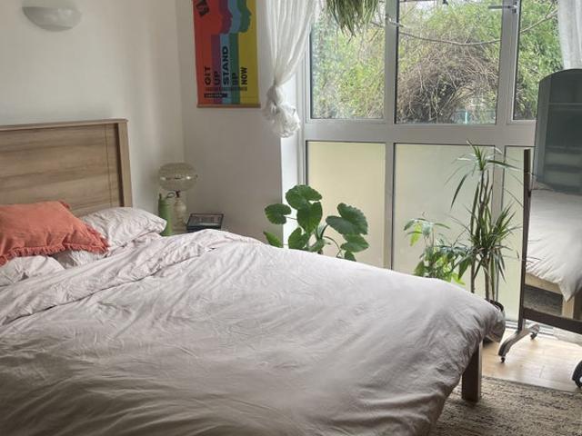 Room for rent in London Borough of Lewisham, Ladywell