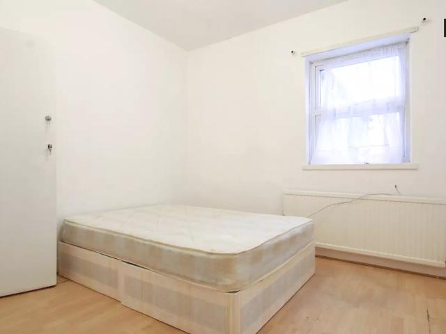 Room for rent in Greater London