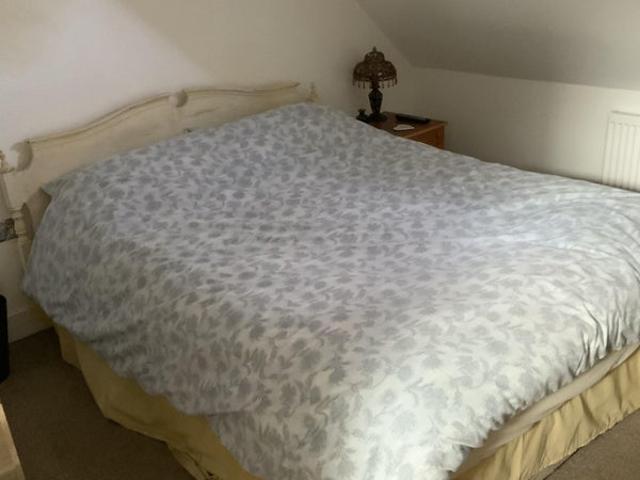 Room for rent in West Parley, East Dorset
