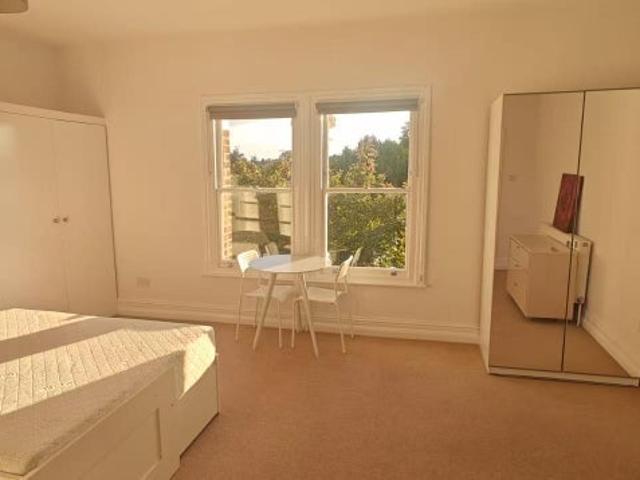 Room for rent in Dulwich Village, Greater London