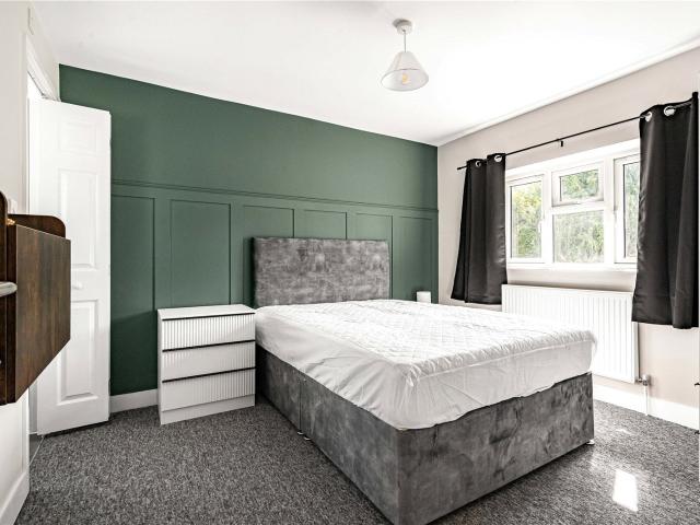 Room for rent in Wood Street, Westborough