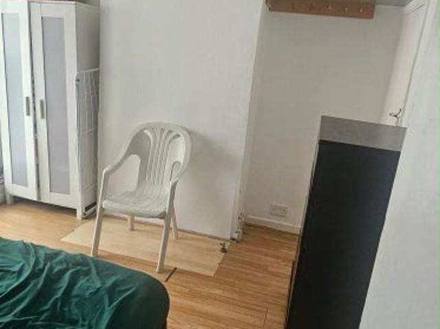 Room for rent in Glyndon, Plumstead