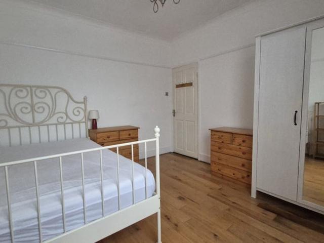 Room for rent in West Ealing, Greater London
