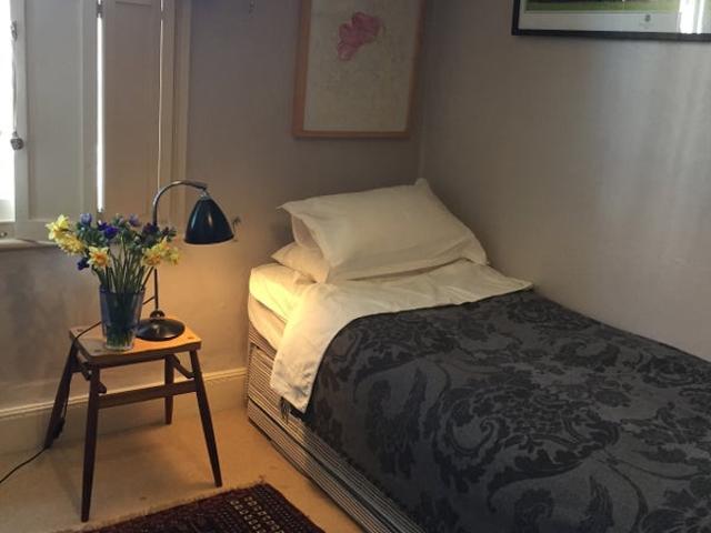 Room for rent in Greenwich Town Centre, Greater London