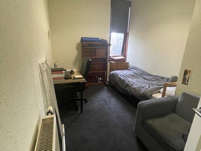 Room for rent in Govan, Scotland