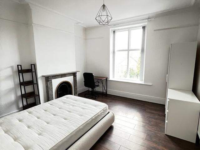 Room for rent in Broomhill, South Yorkshire