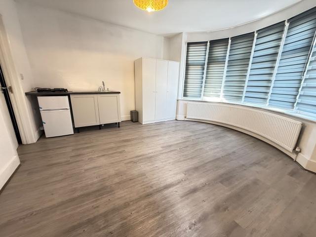 Room for rent in Preston, Greater London