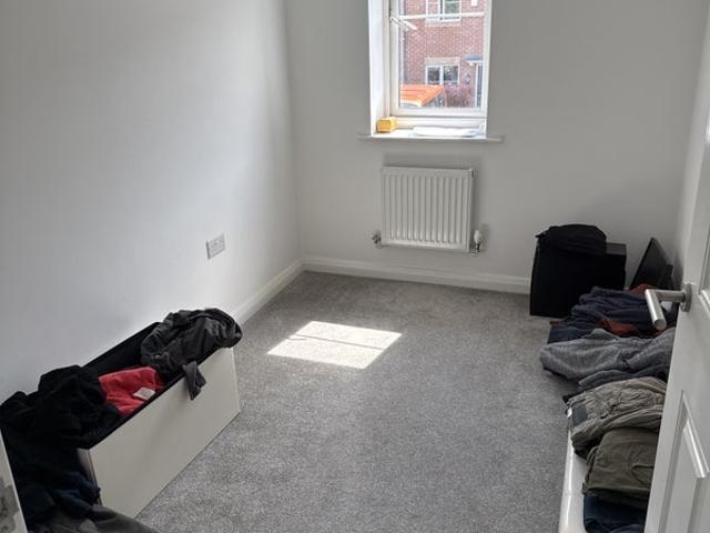 Room for rent in Alverton, East Midlands