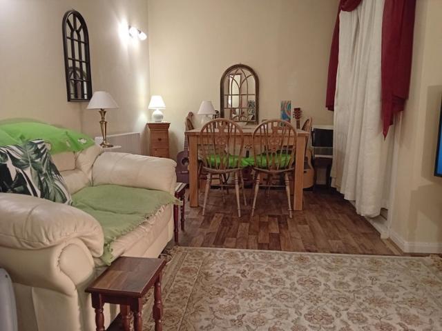 Room for rent in Comiston, Scotland