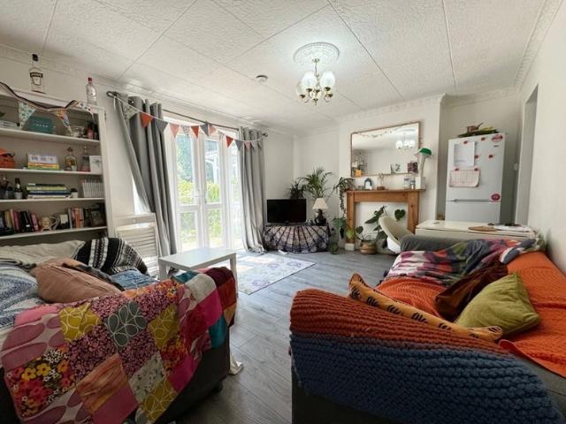 Room for rent in Hoxton, Greater London