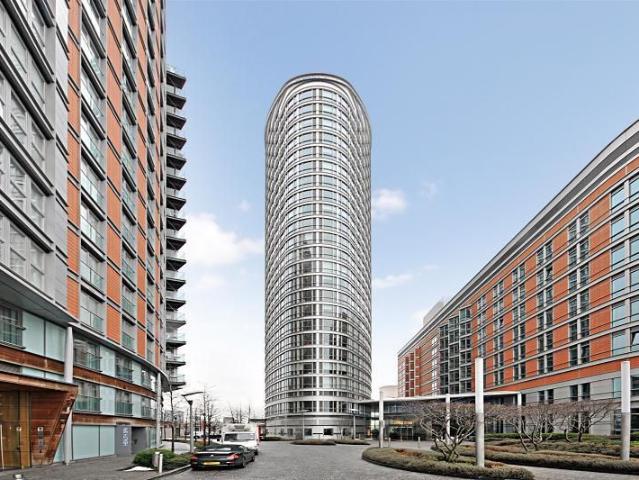 Room for rent in Greenwich Peninsula, Greater London