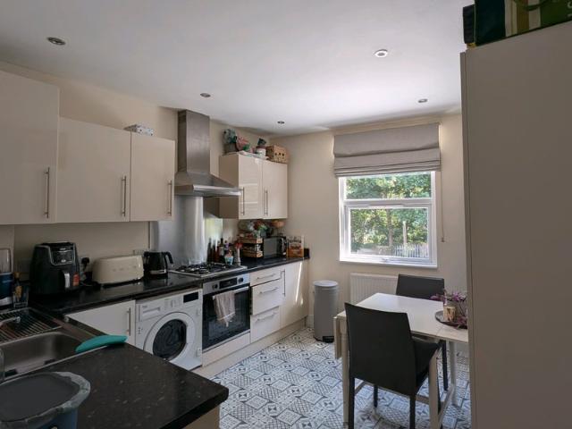 Room for rent in Putney, Greater London