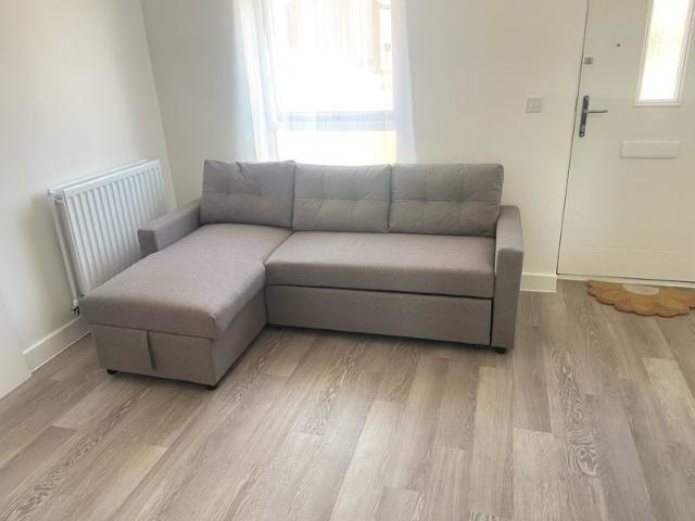 Room for rent in Pinfold, Leicestershire