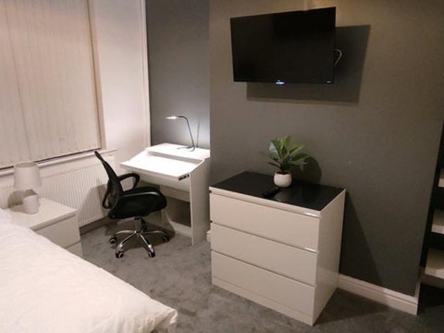 Room for rent in Pike Hill, Burnley